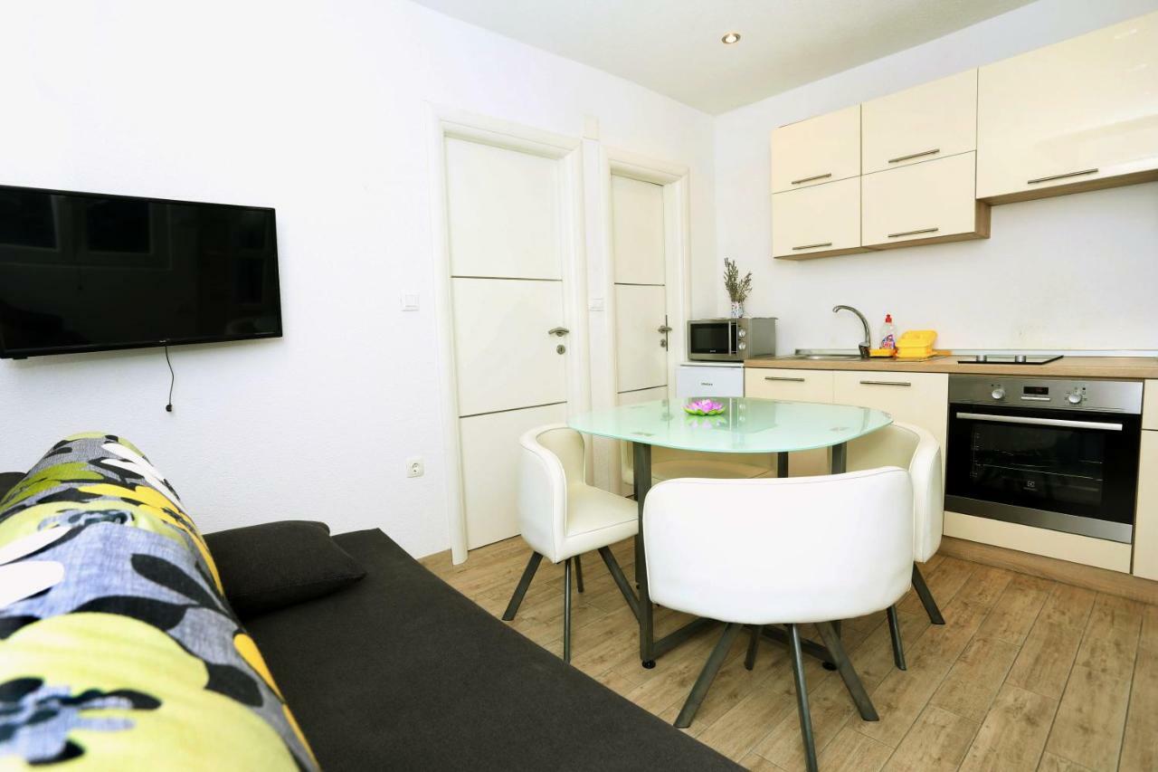 Apartments Dora Trogir Exteriér fotografie